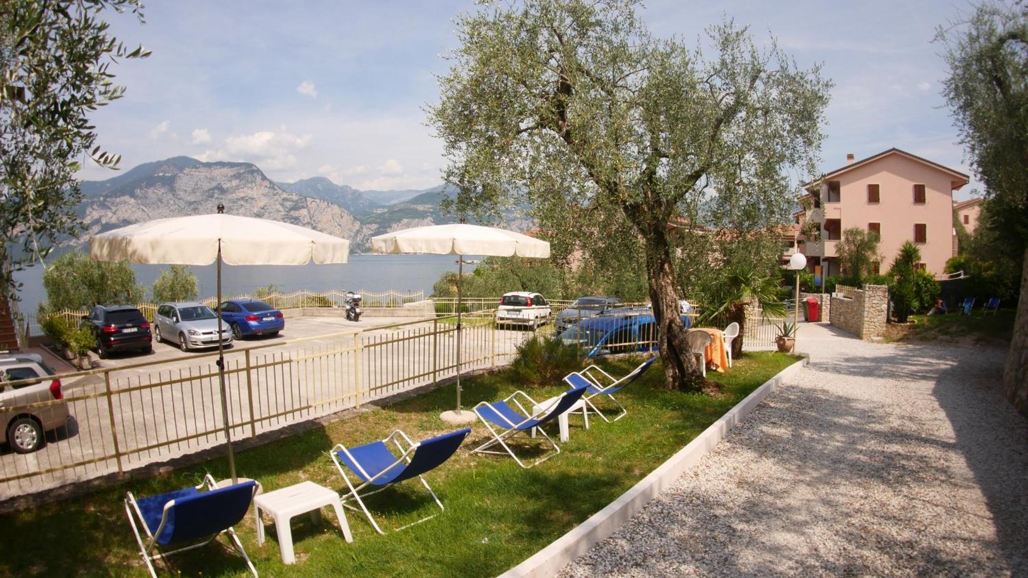 Residence Casa Maria Assenza di Brenzone Exterior foto